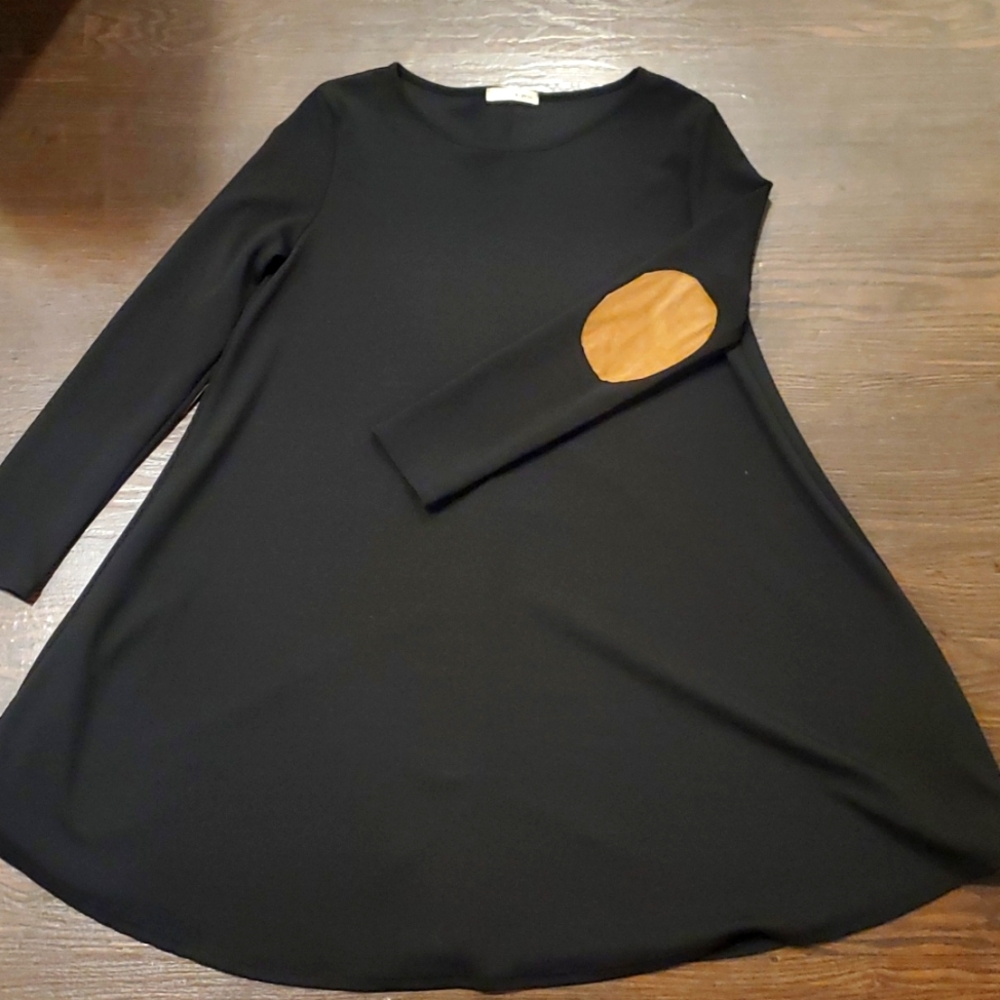 A.gain elbow patch dress